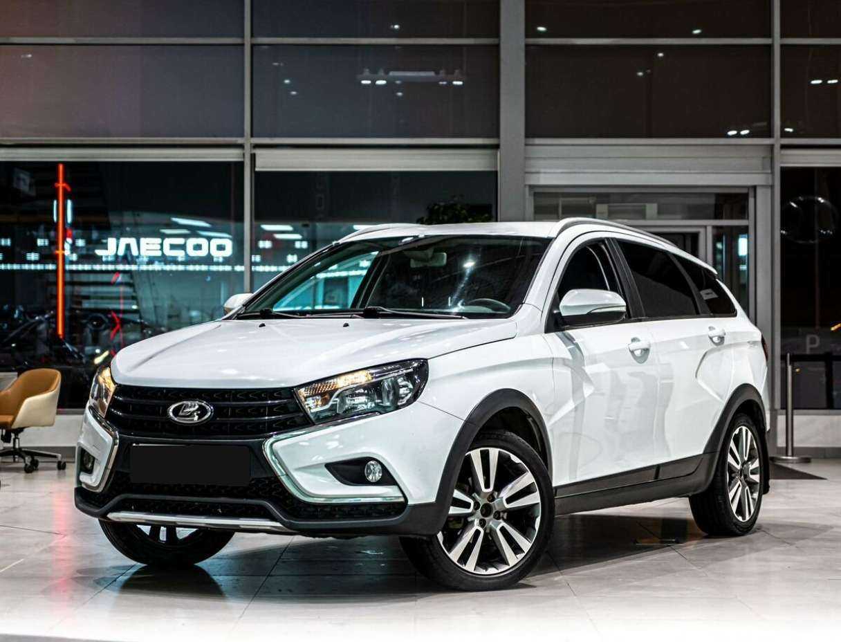 Lada (ВАЗ) Vesta б/у, 2018, Роботизированная. Посмотреть фото