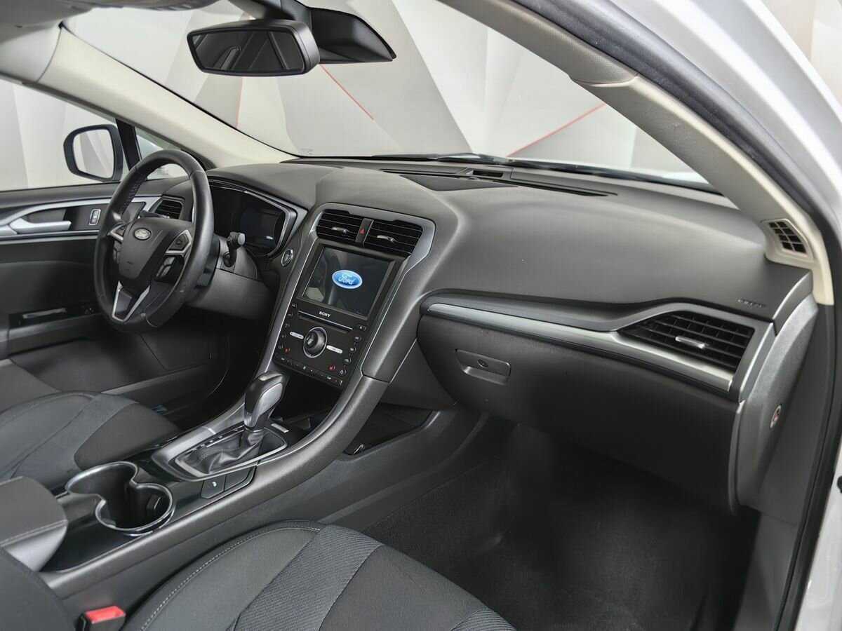 Ford Mondeo б/у, 2017, Автоматическая. Фото: #8