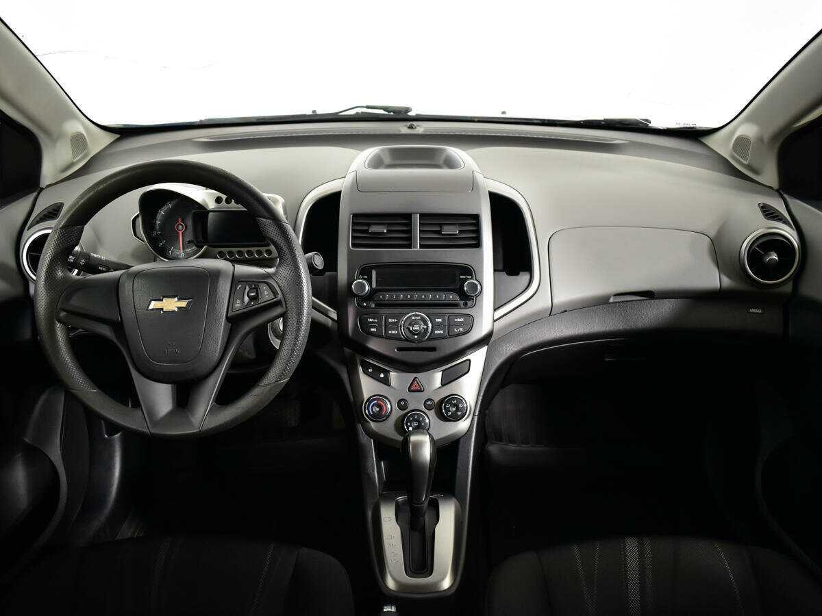 Chevrolet Aveo б/у, 2014, Автоматическая. Фото: #11