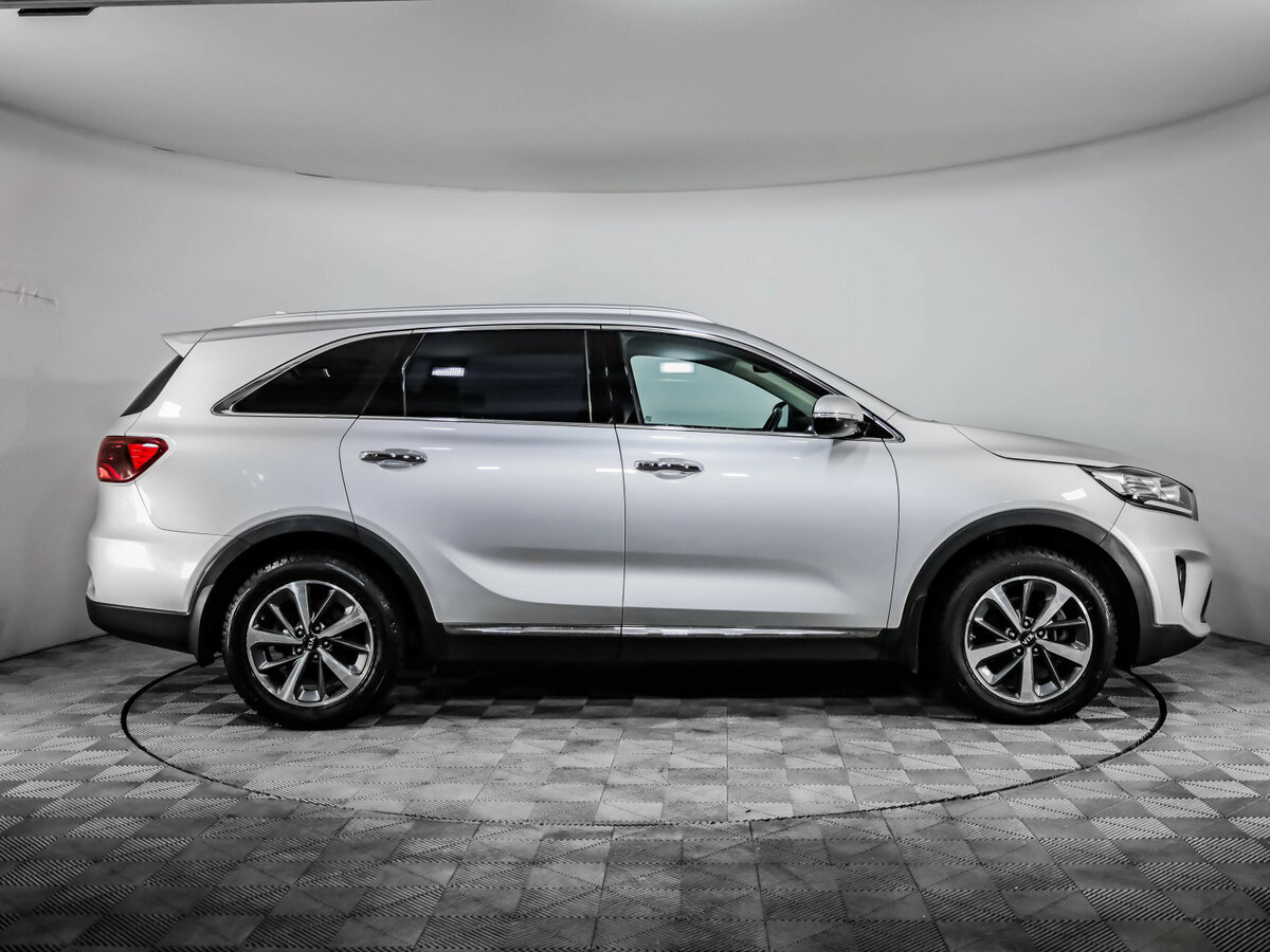 Kia Sorento б/у, 2018, Автоматическая. Фото: #3