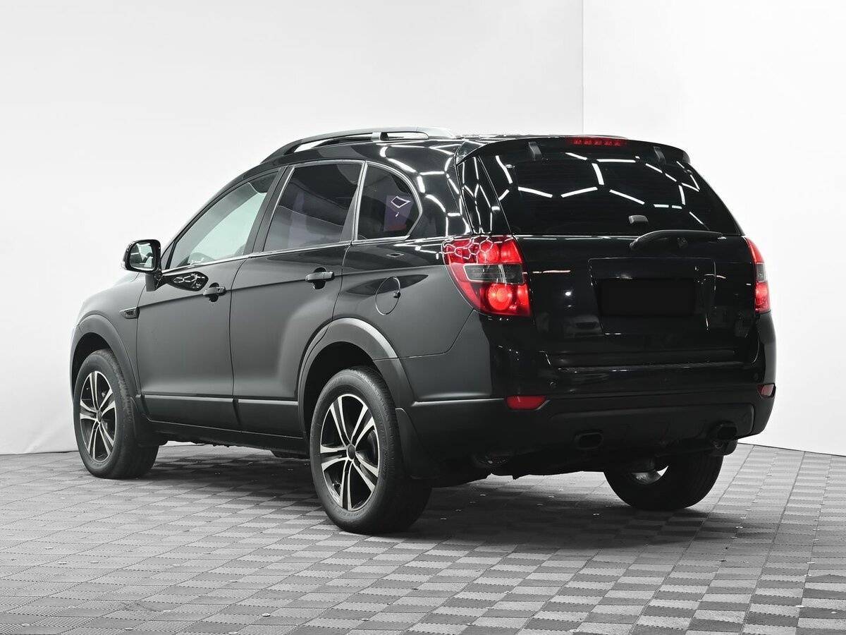 Chevrolet Captiva б/у, 2012, Автоматическая. Фото: #2