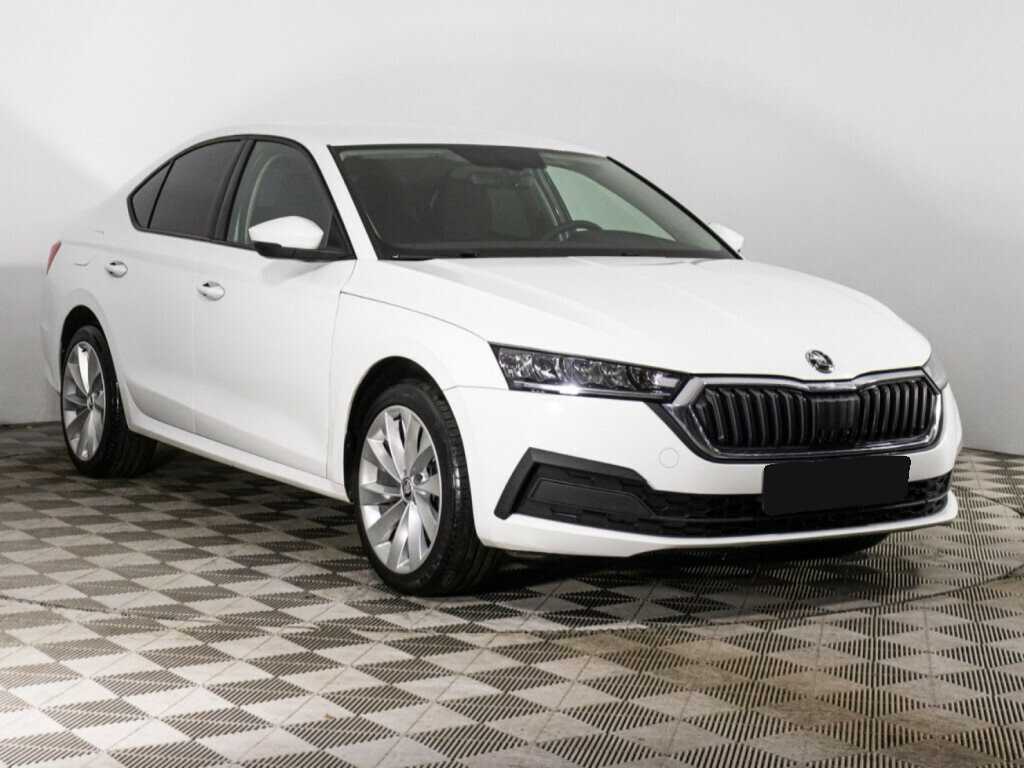 Skoda Octavia б/у, 2021, Автоматическая. Фото: #2
