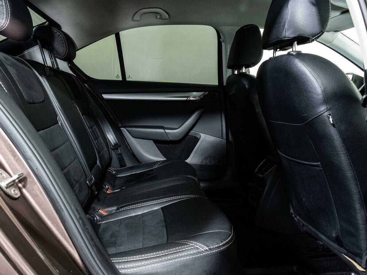 Skoda Octavia б/у, 2015, Механическая. Фото: #13