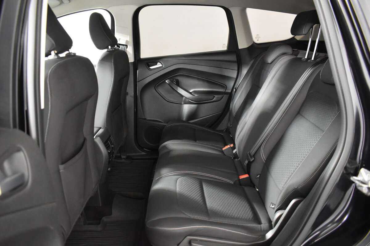 Ford Kuga б/у, 2017, Автоматическая. Фото: #24
