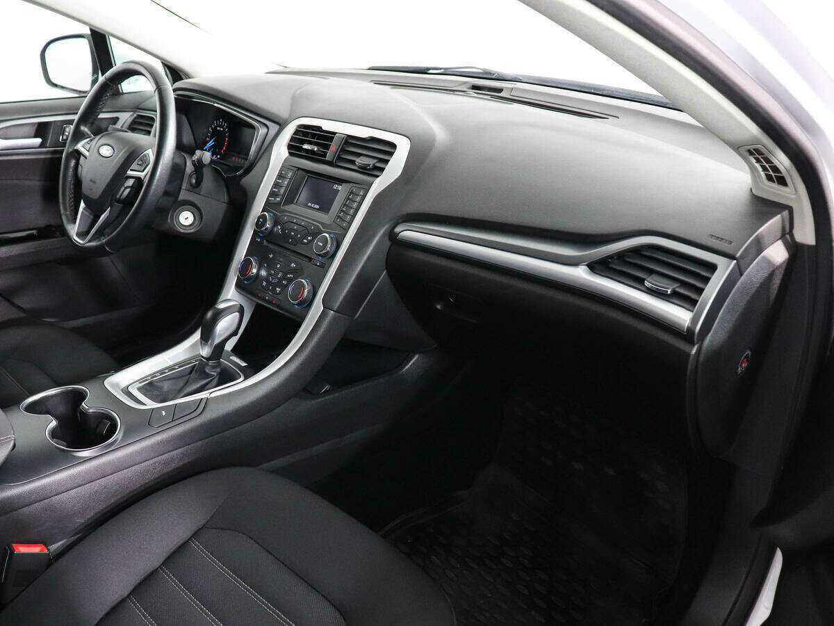 Ford Mondeo б/у, 2017, Автоматическая. Фото: #6