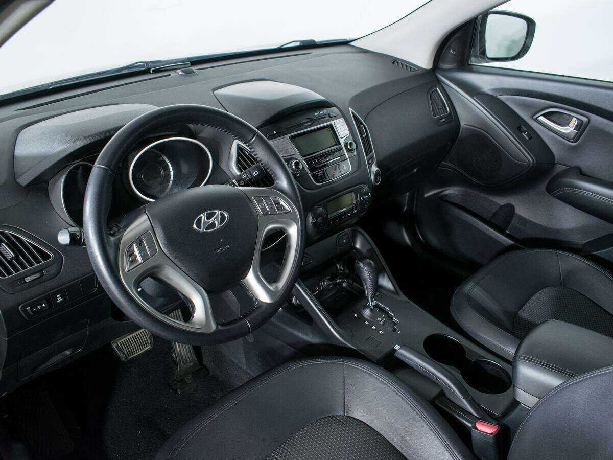 Hyundai ix35 б/у, 2012, Автоматическая. Фото: #12