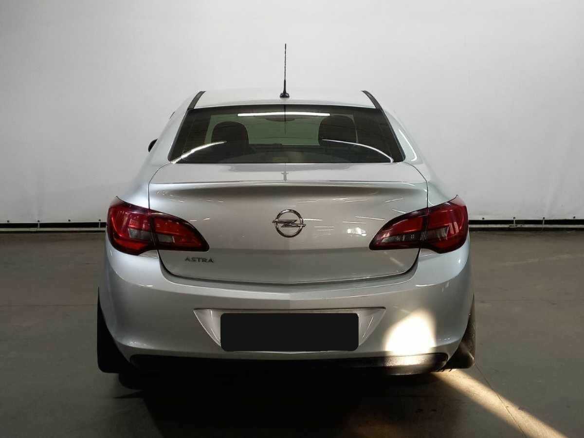 Opel Astra б/у, 2012, Механическая. Фото: #5