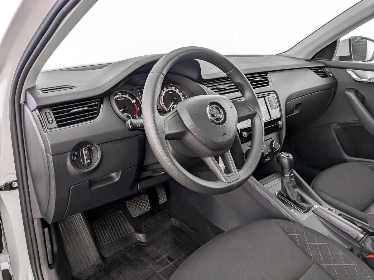 Skoda Octavia б/у, 2020, Автоматическая. Фото: #13