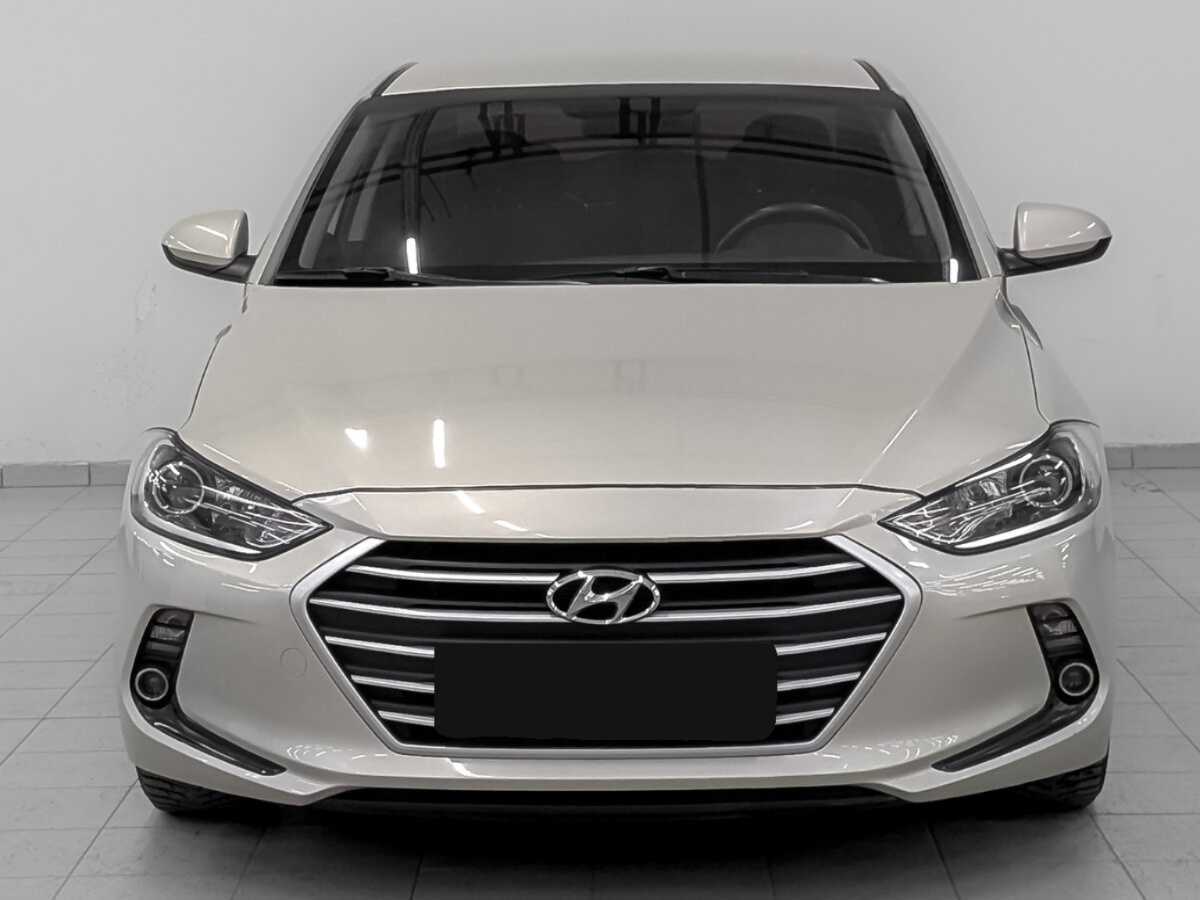 Hyundai Elantra б/у, 2017, Автоматическая. Фото: #1