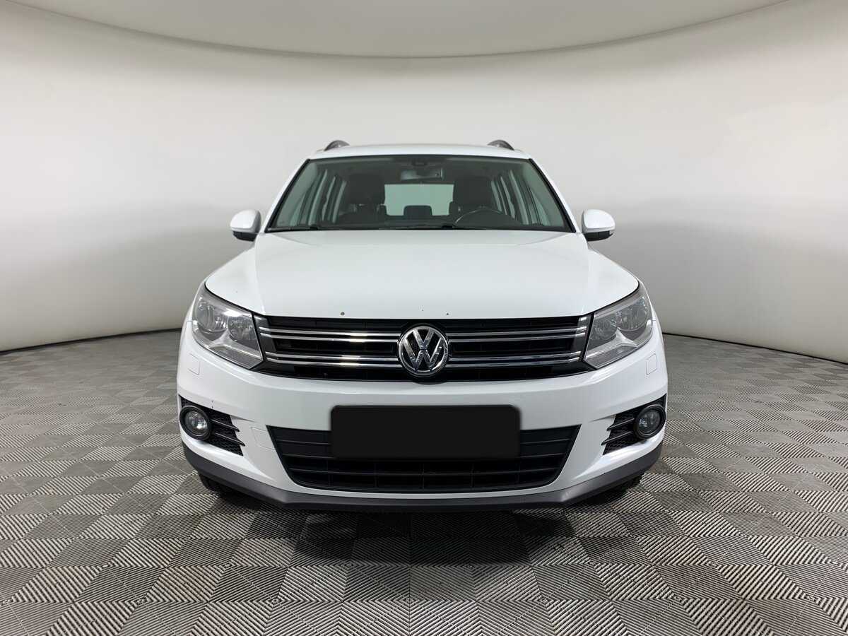 Volkswagen Tiguan б/у, 2014, Роботизированная. Фото: #1