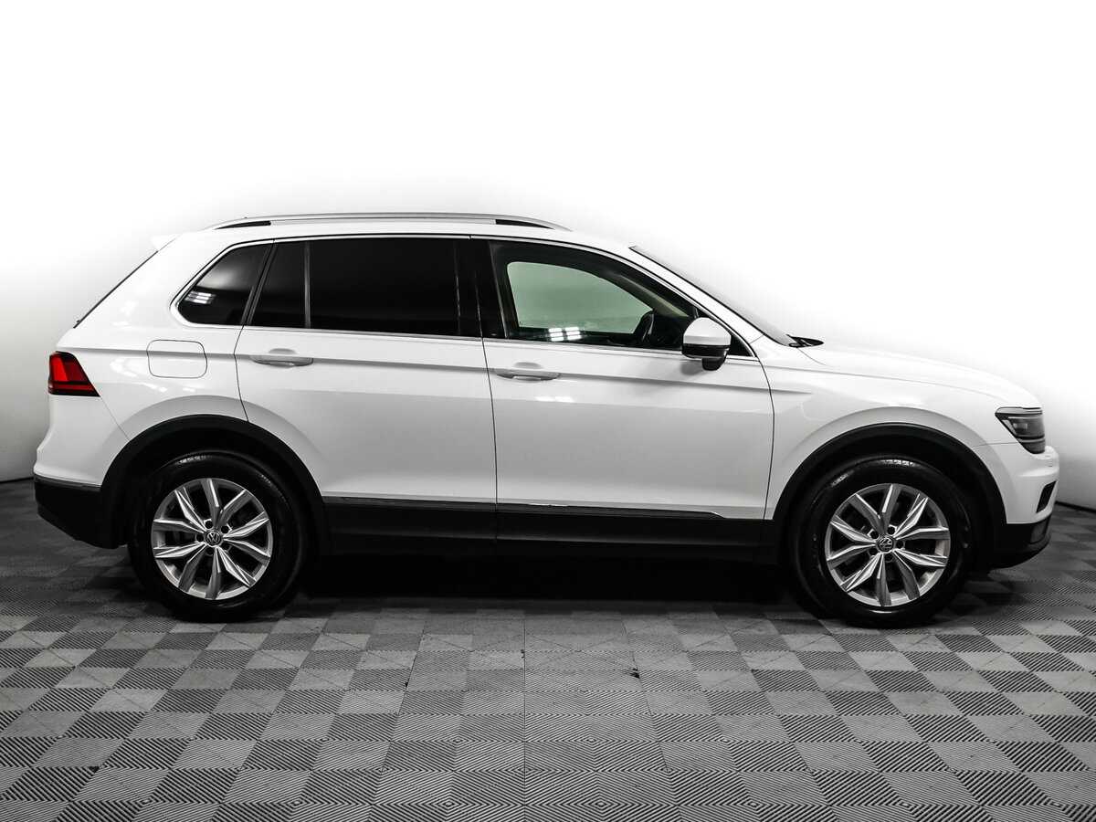 Volkswagen Tiguan б/у, 2018, Роботизированная. Фото: #3