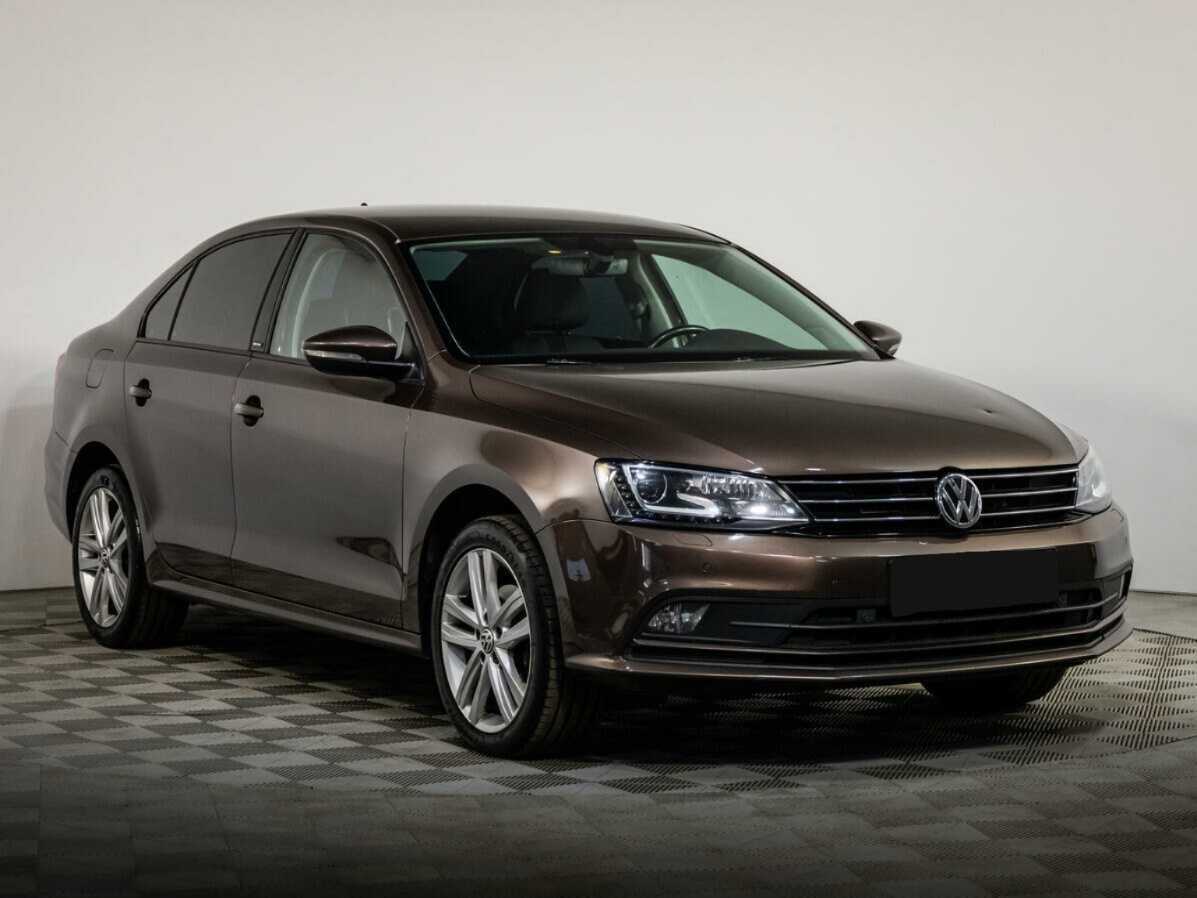 Volkswagen Jetta б/у, 2016, Автоматическая. Фото: #1