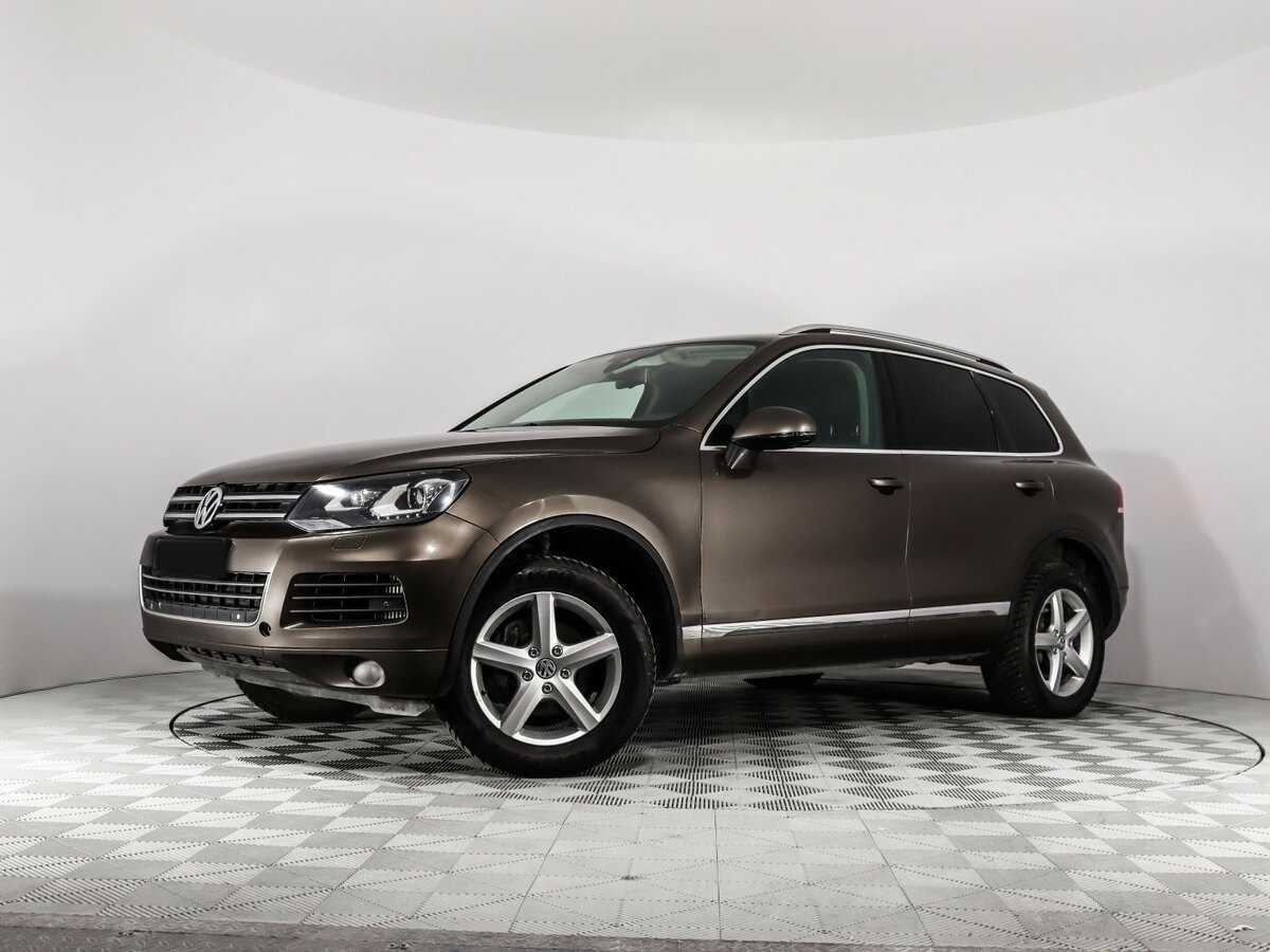 Volkswagen Touareg б/у, 2012, Автоматическая. Фото: #0