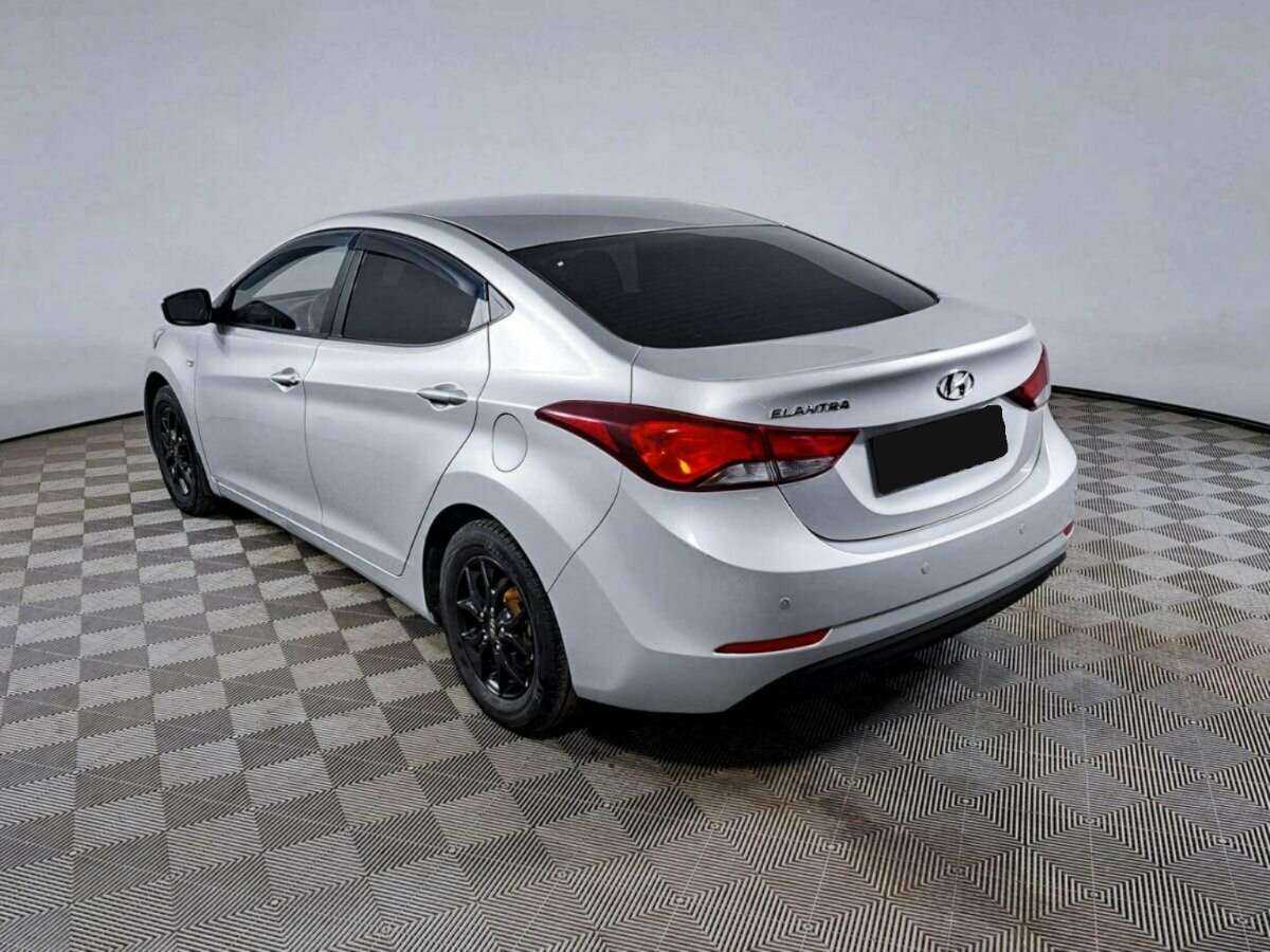Hyundai Elantra б/у, 2015, Механическая. Фото: #6