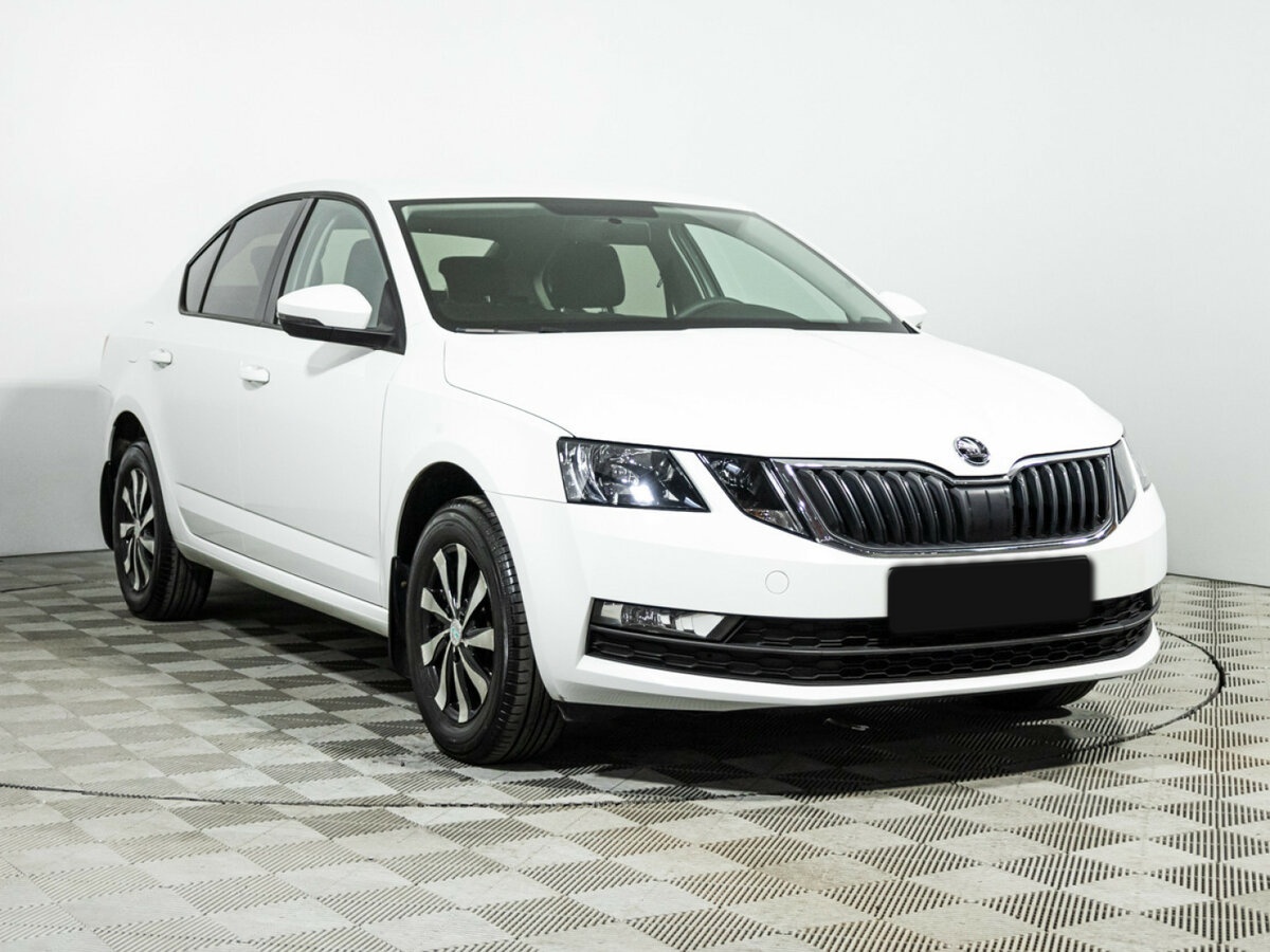 Skoda Octavia б/у, 2018, Механическая. Фото: #2