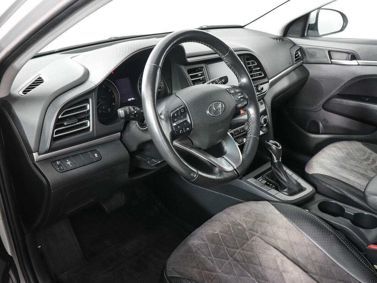 Hyundai Elantra б/у, 2019, Автоматическая. Фото: #8