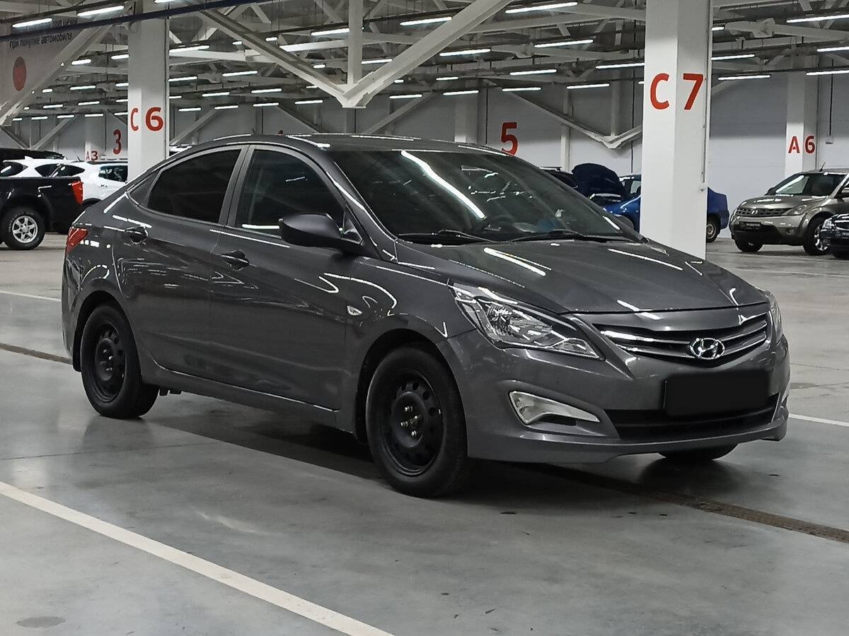 Hyundai Solaris б/у, 2015, Механическая. Фото: #2