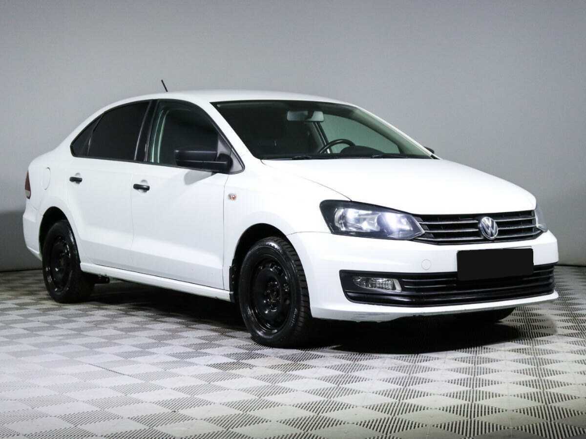Volkswagen Polo б/у, 2018, Автоматическая. Фото: #2