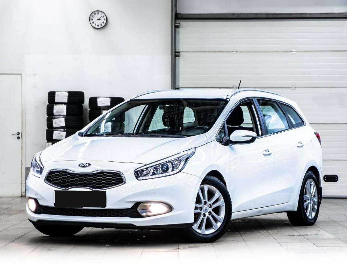 Kia Ceed б/у, 2014, Автоматическая. Фото: #0