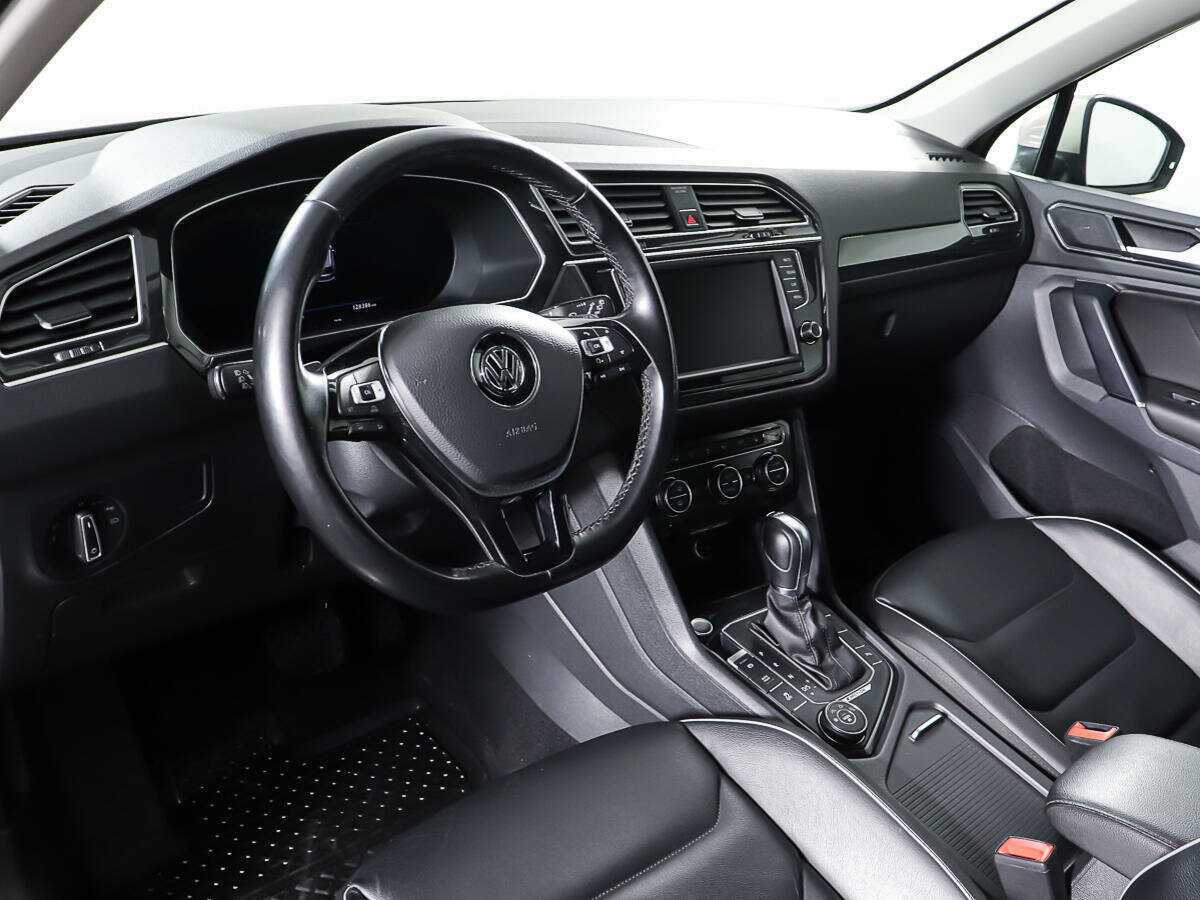 Volkswagen Tiguan б/у, 2017, Роботизированная. Фото: #14