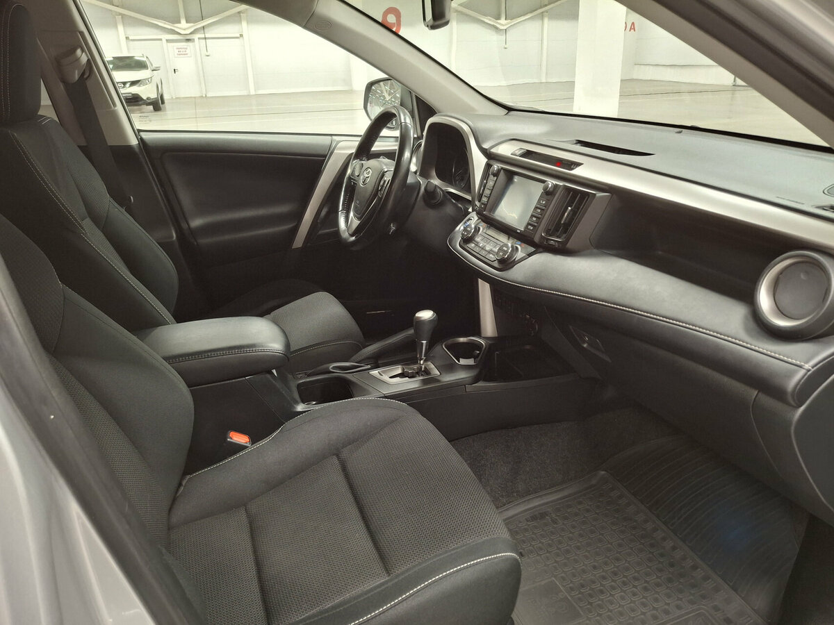 Toyota RAV4 б/у, 2019, Вариатор. Фото: #10