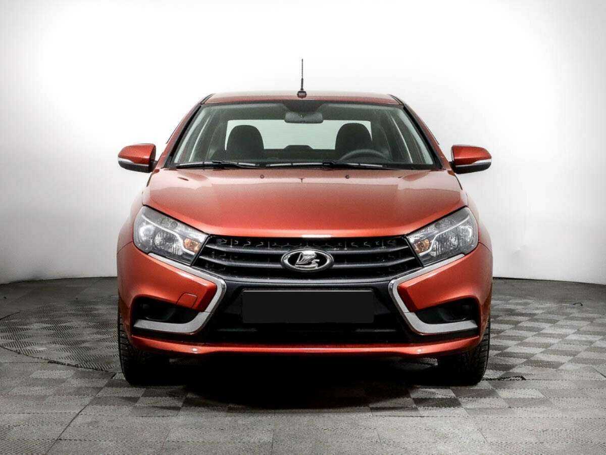 Lada (ВАЗ) Vesta б/у, 2021, Механическая. Фото: #1