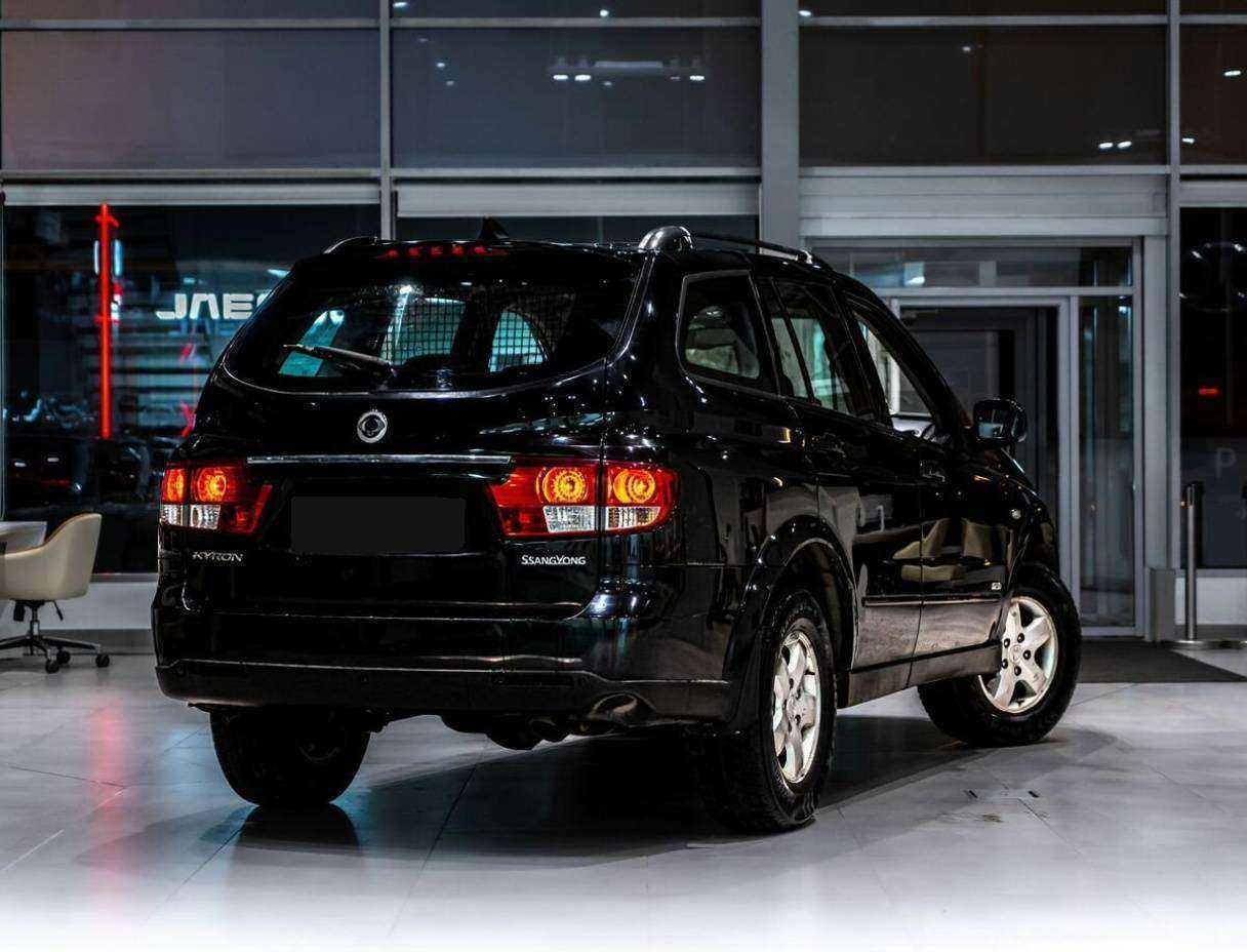 SsangYong Kyron б/у, 2013, Автоматическая. Фото: #2