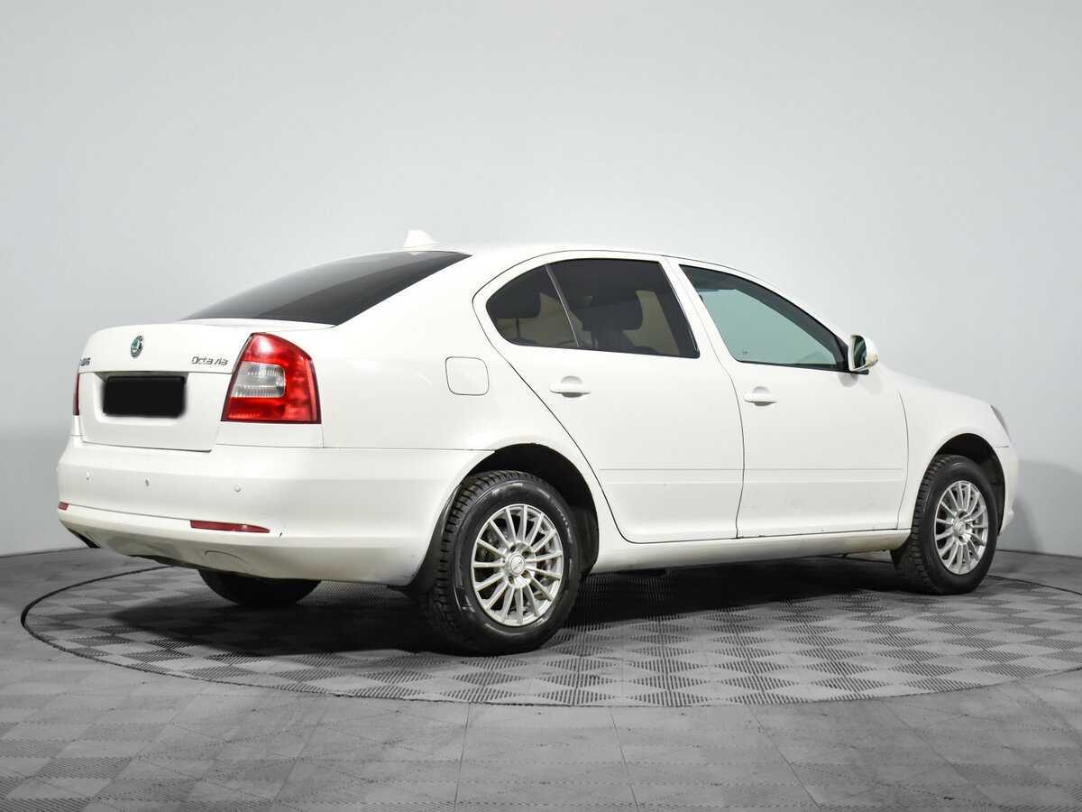 Skoda Octavia б/у, 2012, Механическая. Фото: #4