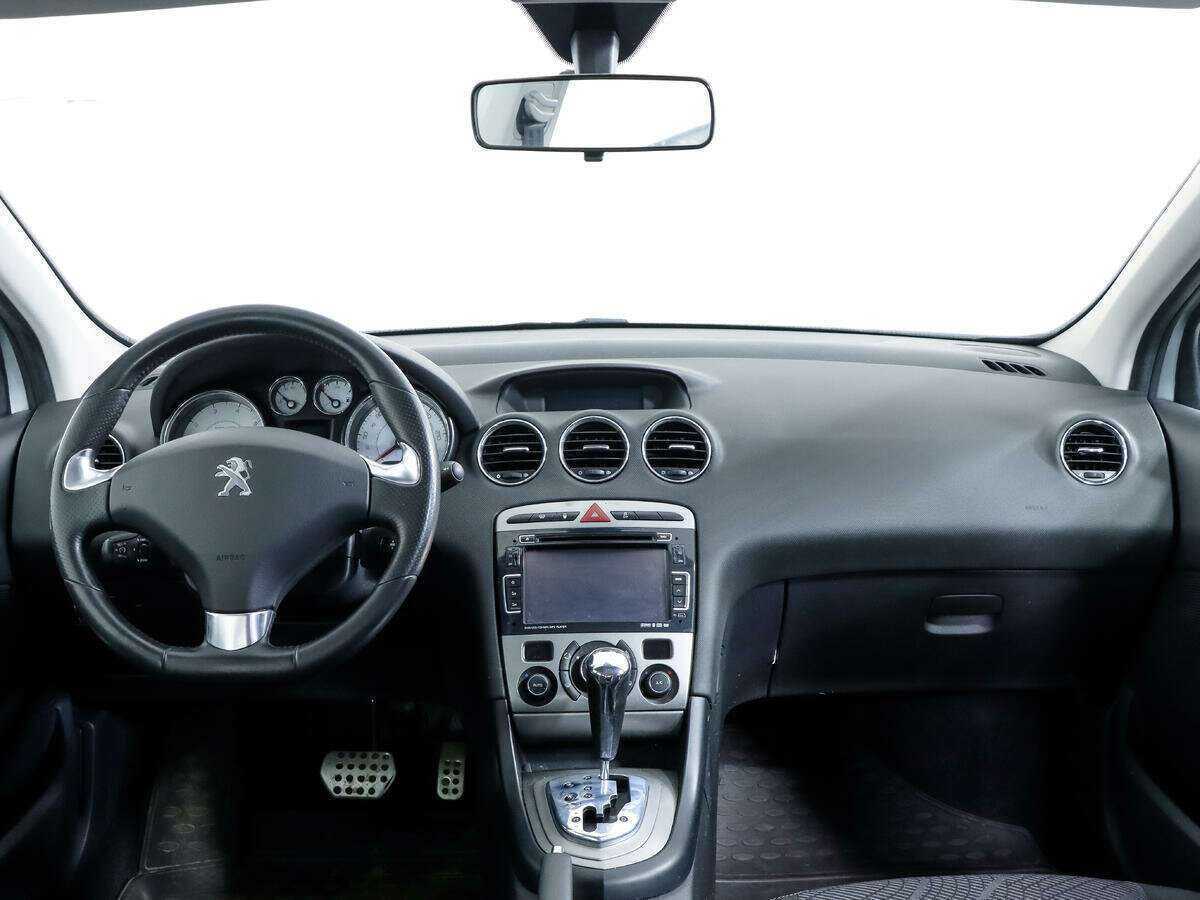 Peugeot 408 б/у, 2016, Автоматическая. Фото: #9
