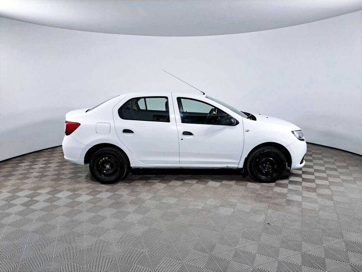 Renault Logan б/у, 2016, Механическая. Фото: #3