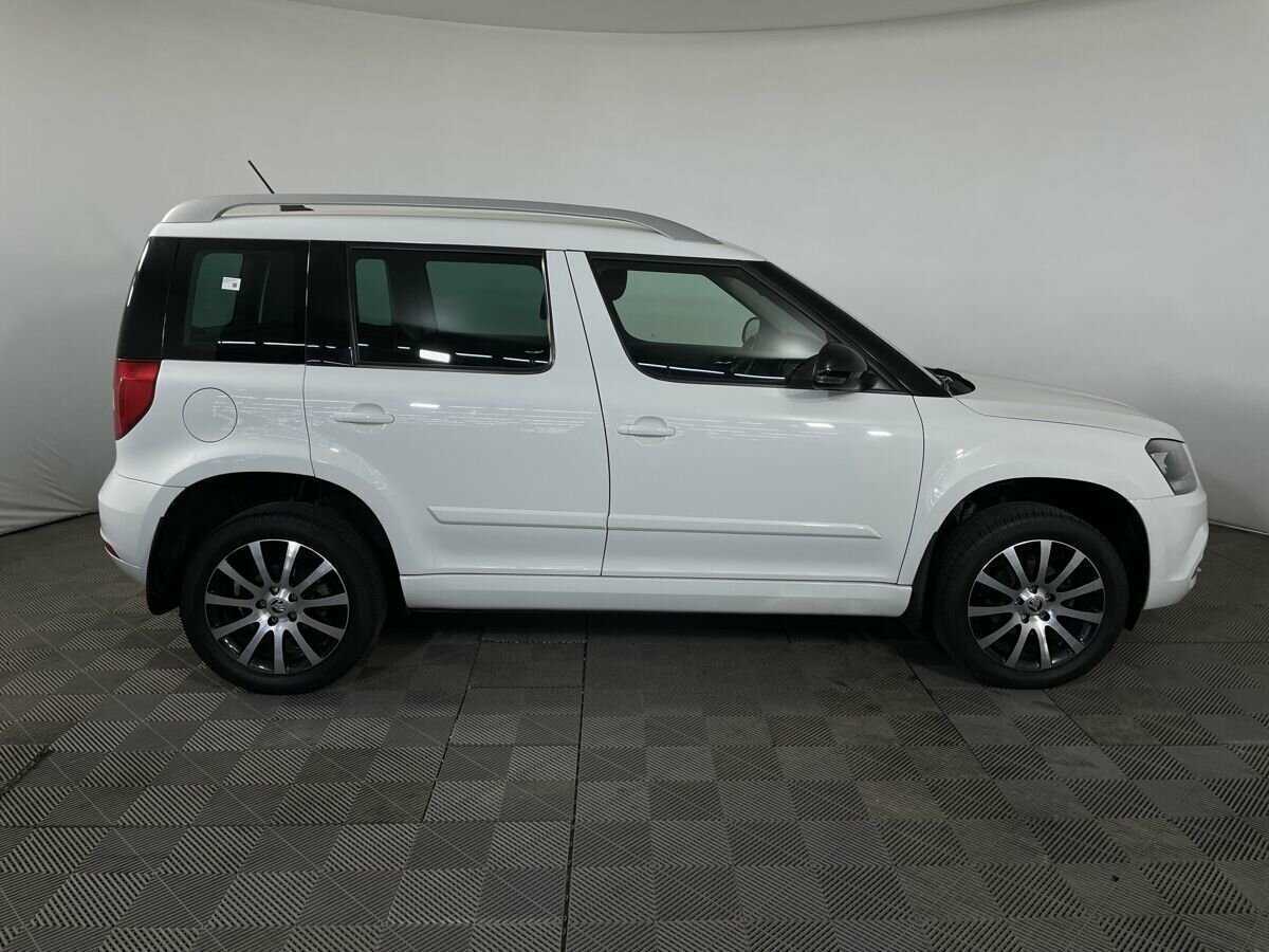 Skoda Yeti б/у, 2017, Автоматическая. Фото: #3