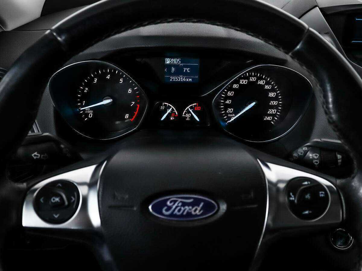 Ford Kuga б/у, 2014, Автоматическая. Фото: #17