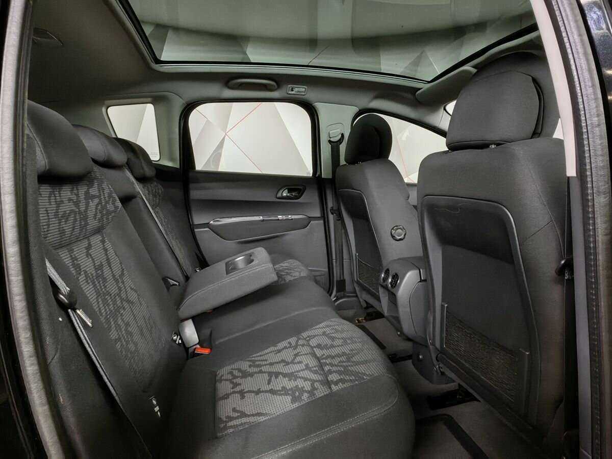 Peugeot 3008 б/у, 2012, Автоматическая. Фото: #11