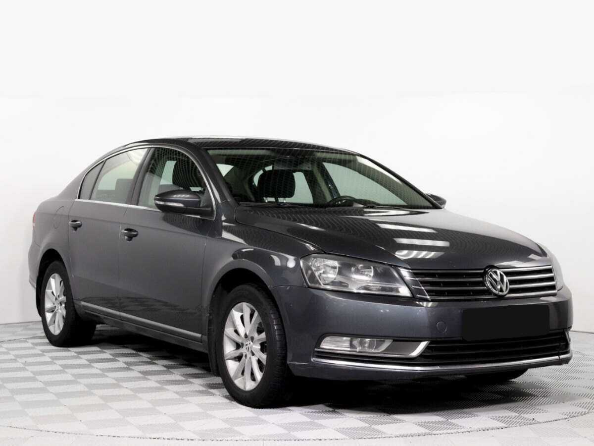 Volkswagen Passat б/у, 2012, Механическая. Фото: #1