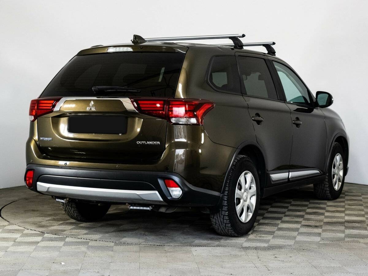 Mitsubishi Outlander б/у, 2018, Вариатор. Фото: #4