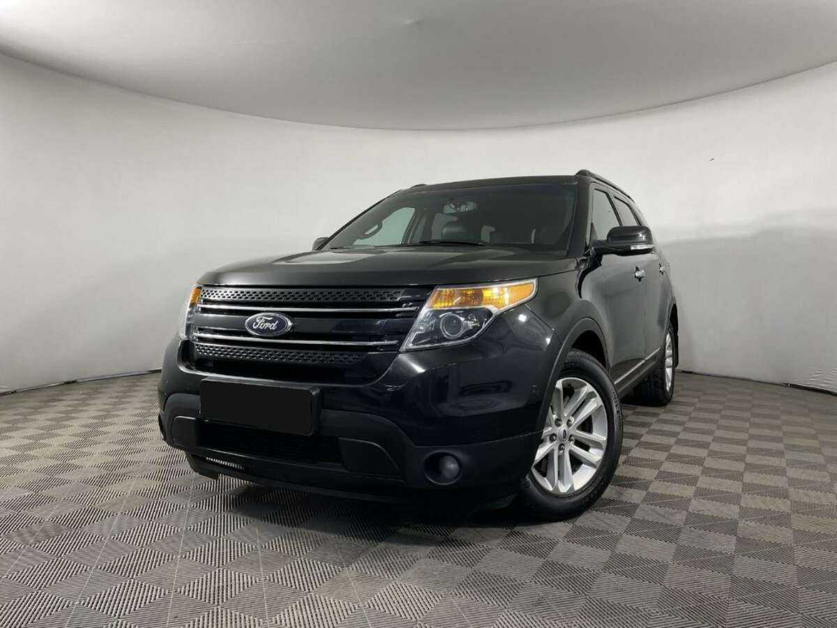 Ford Explorer б/у, 2013, Автоматическая. Фото: #0