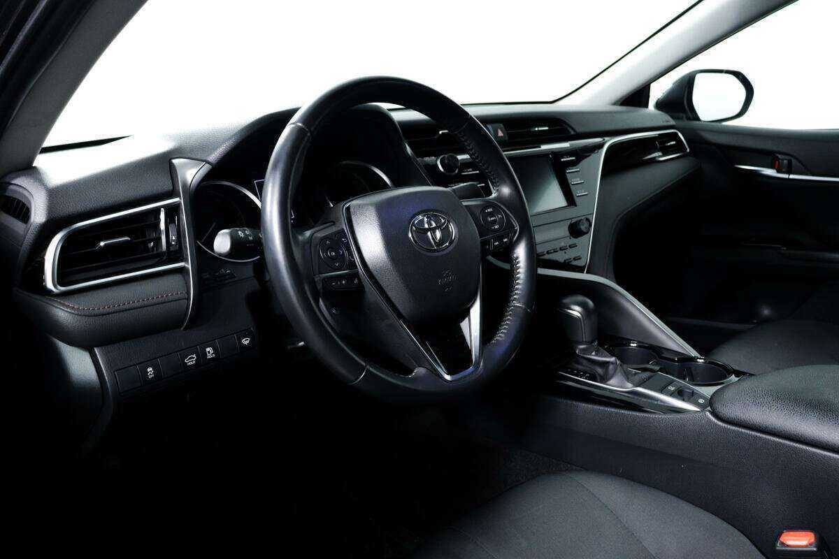 Toyota Camry б/у, 2019, Автоматическая. Фото: #11