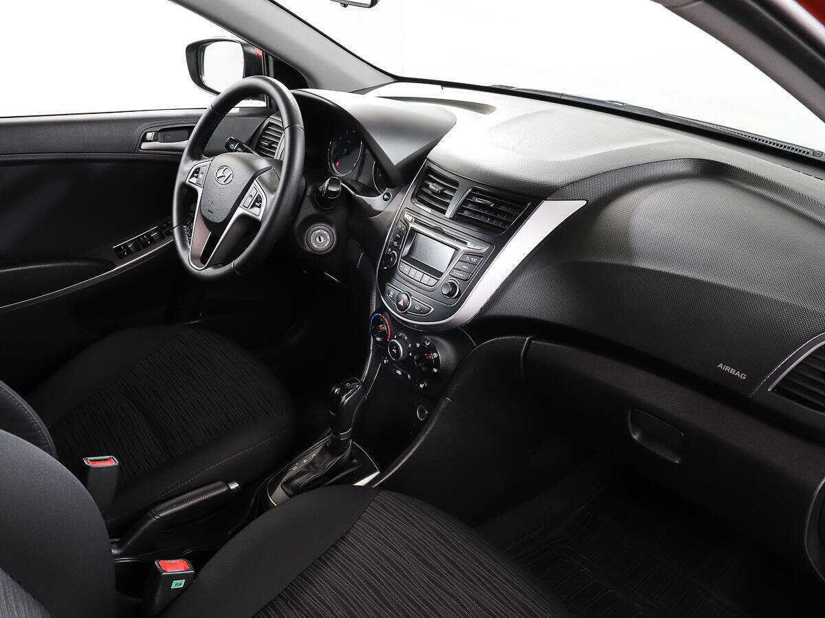 Hyundai Solaris б/у, 2014, Автоматическая. Фото: #8