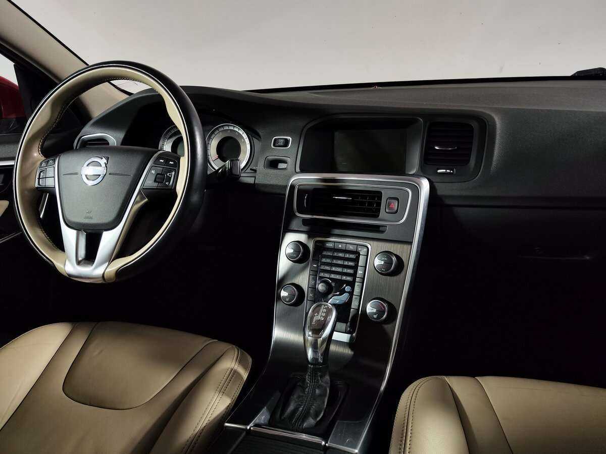 Volvo S60 б/у, 2012, Автоматическая. Фото: #16
