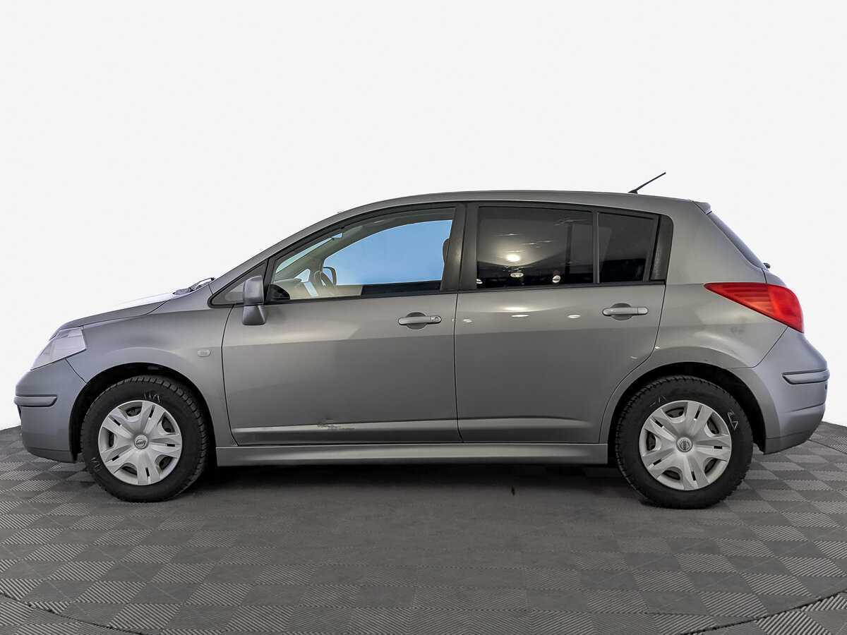 Nissan Tiida б/у, 2013, Автоматическая. Фото: #7