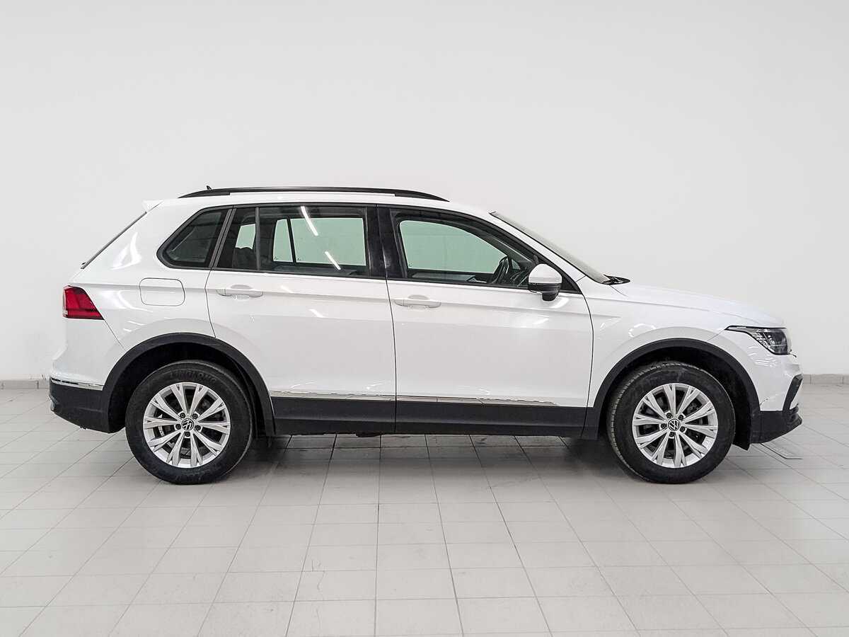 Volkswagen Tiguan б/у, 2021, Роботизированная. Фото: #3