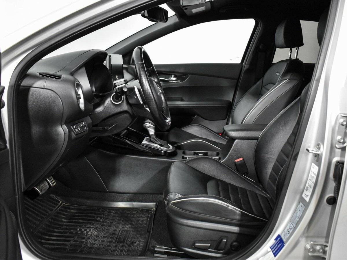 Kia Cerato б/у, 2022, Автоматическая. Фото: #8