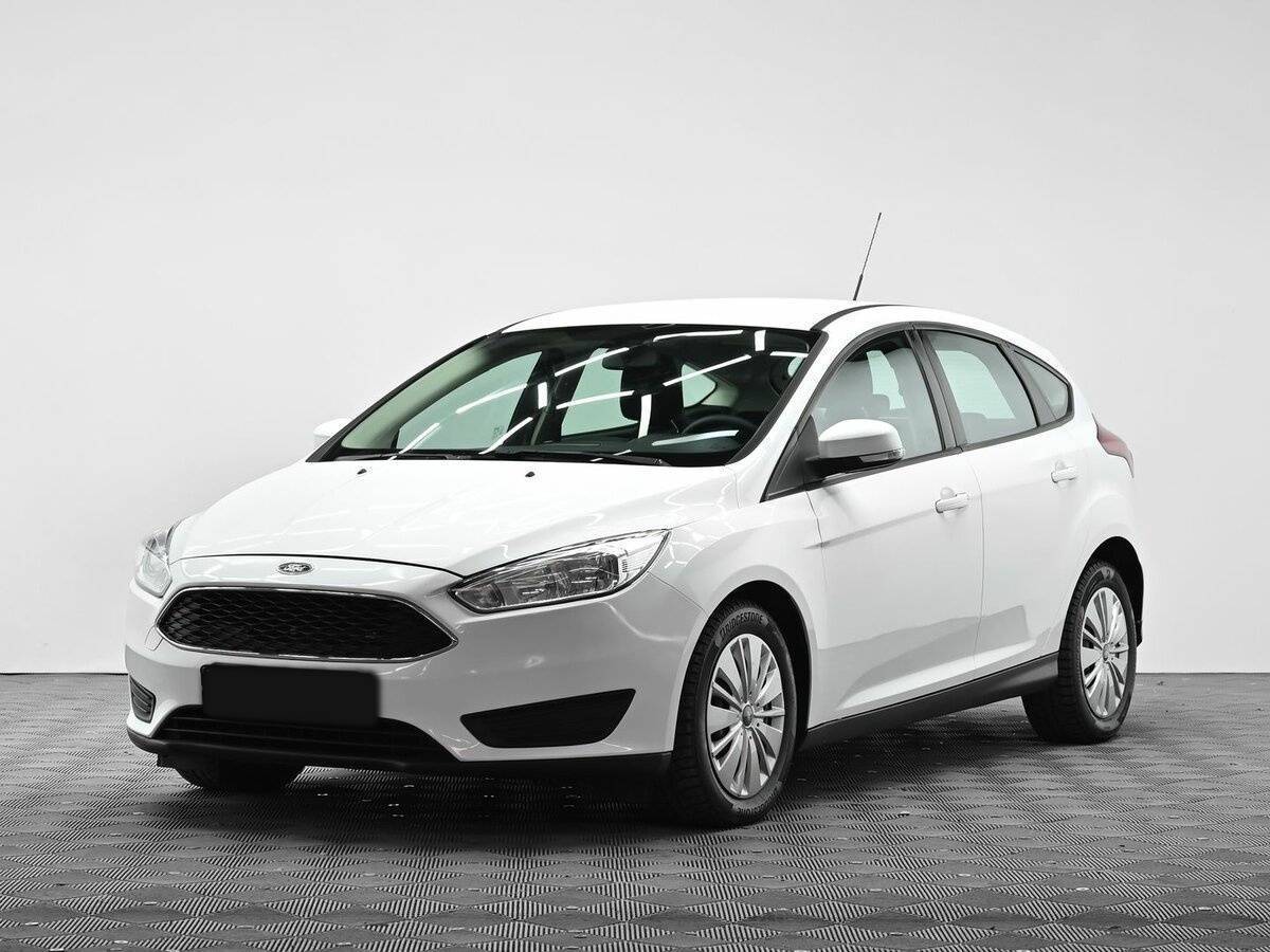 Ford Focus б/у, 2016, Механическая. Посмотреть фото