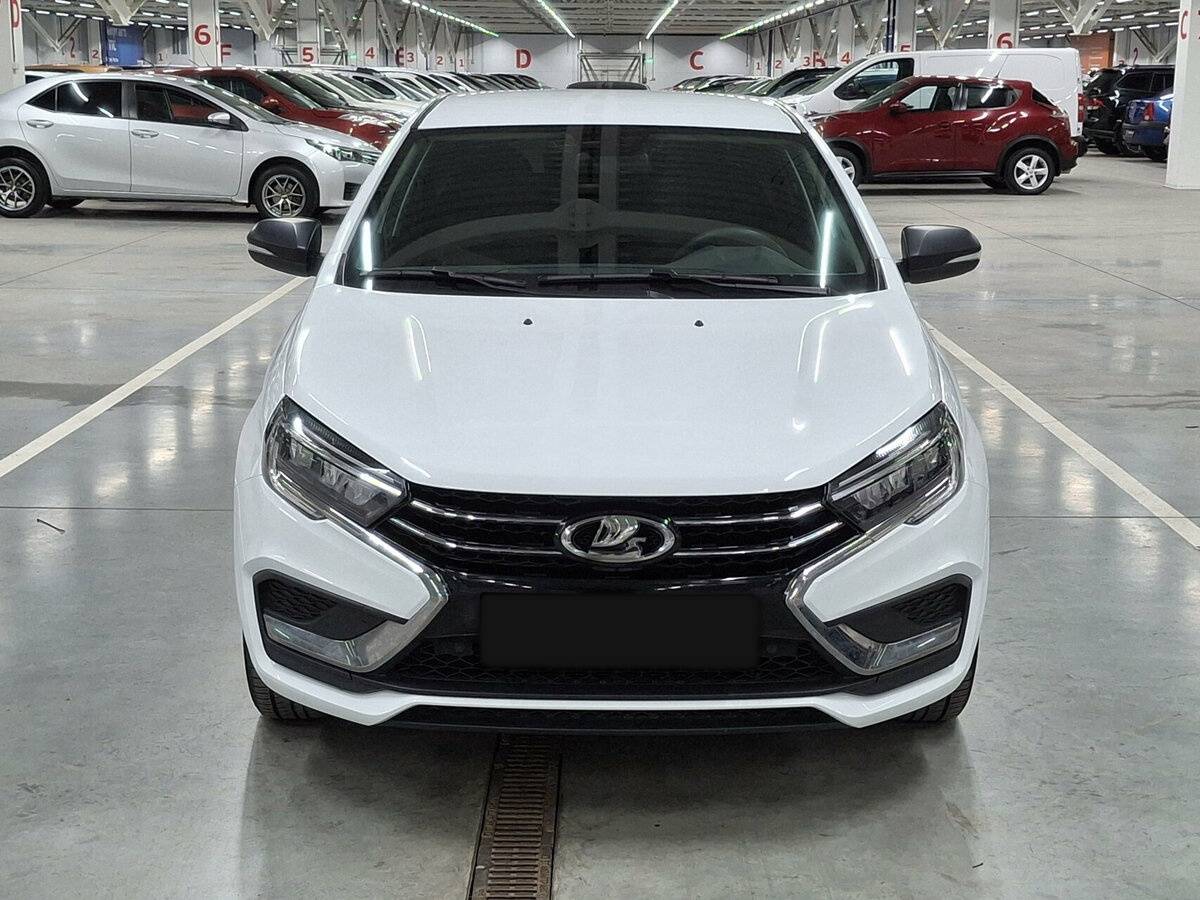 Lada (ВАЗ) Vesta б/у, 2023, Механическая. Фото: #1