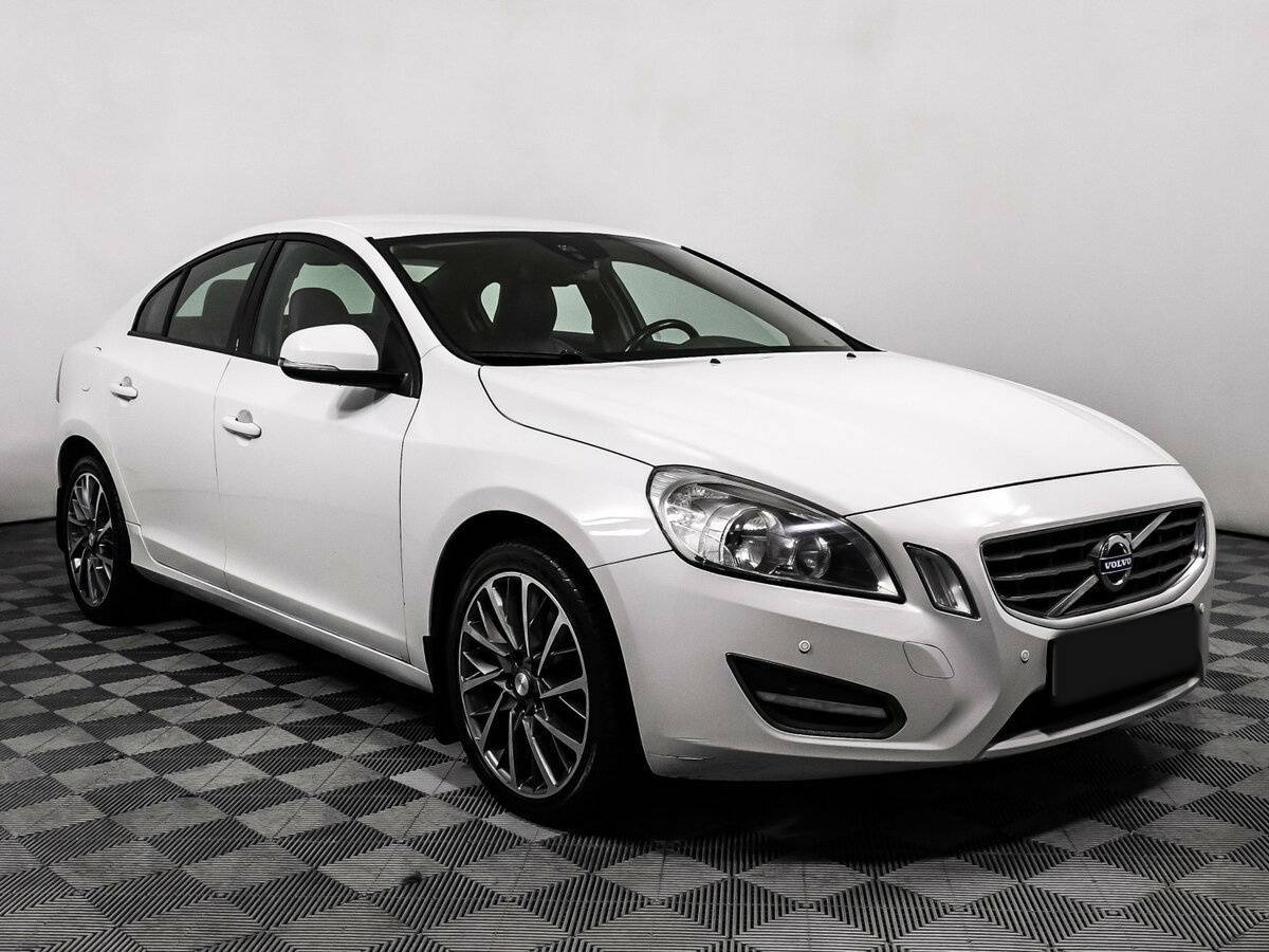 Volvo S60 б/у, 2012, Автоматическая. Фото: #2