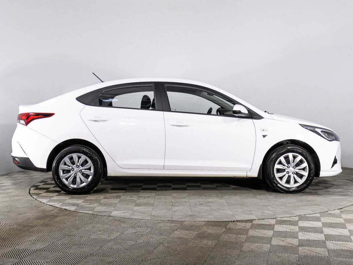 Hyundai Solaris б/у, 2021, Автоматическая. Фото: #3