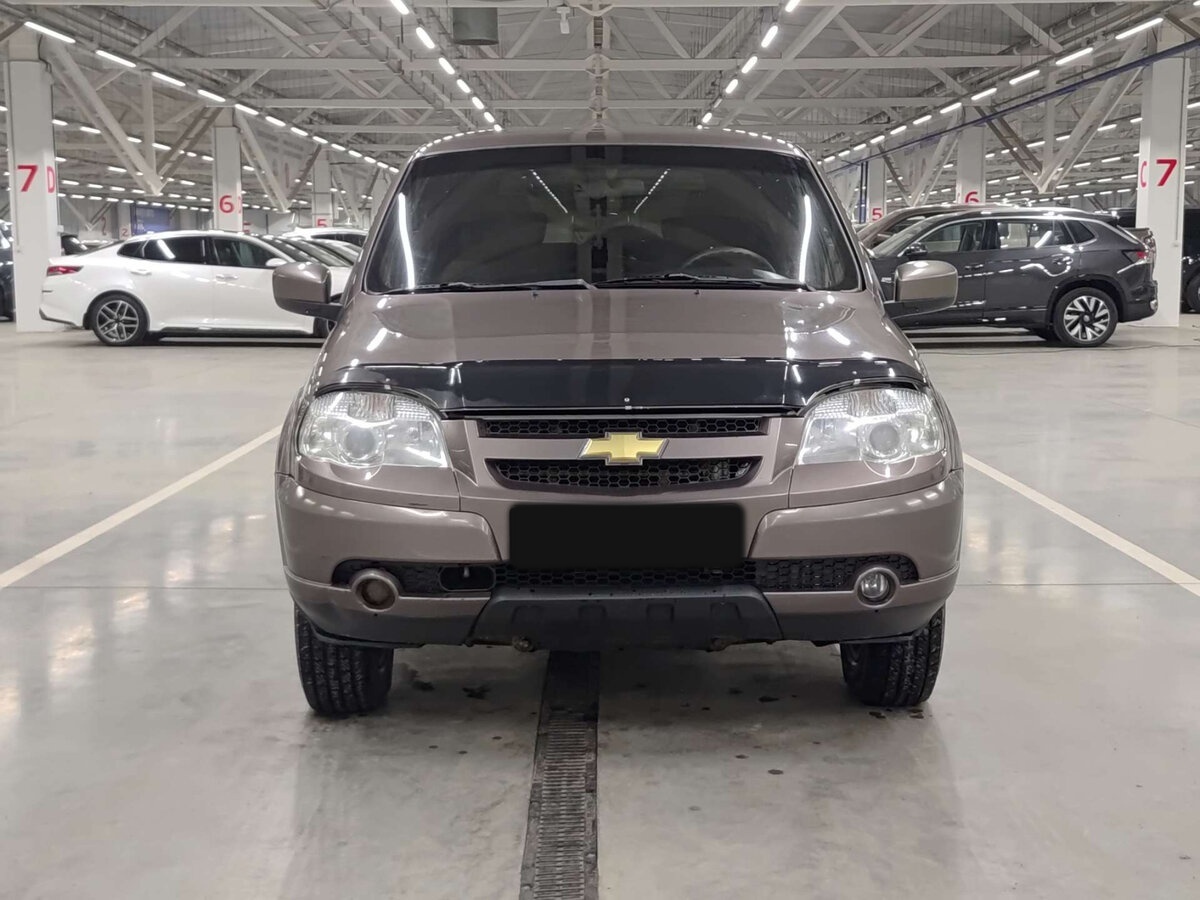Chevrolet Niva б/у, 2016, Механическая. Фото: #1