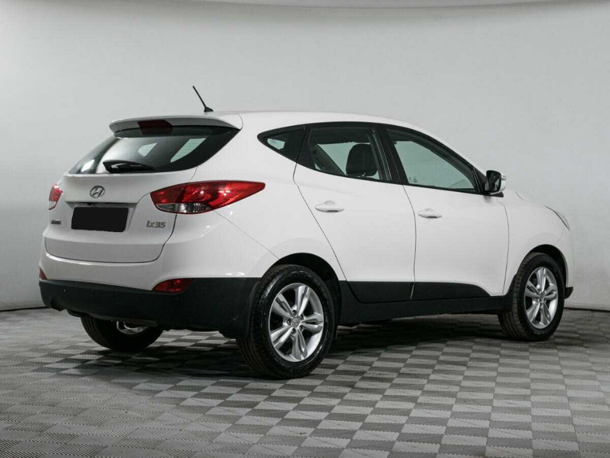 Hyundai ix35 б/у, 2012, Автоматическая. Фото: #4