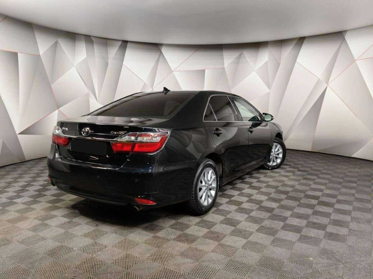 Toyota Camry б/у, 2017, Автоматическая. Фото: #1