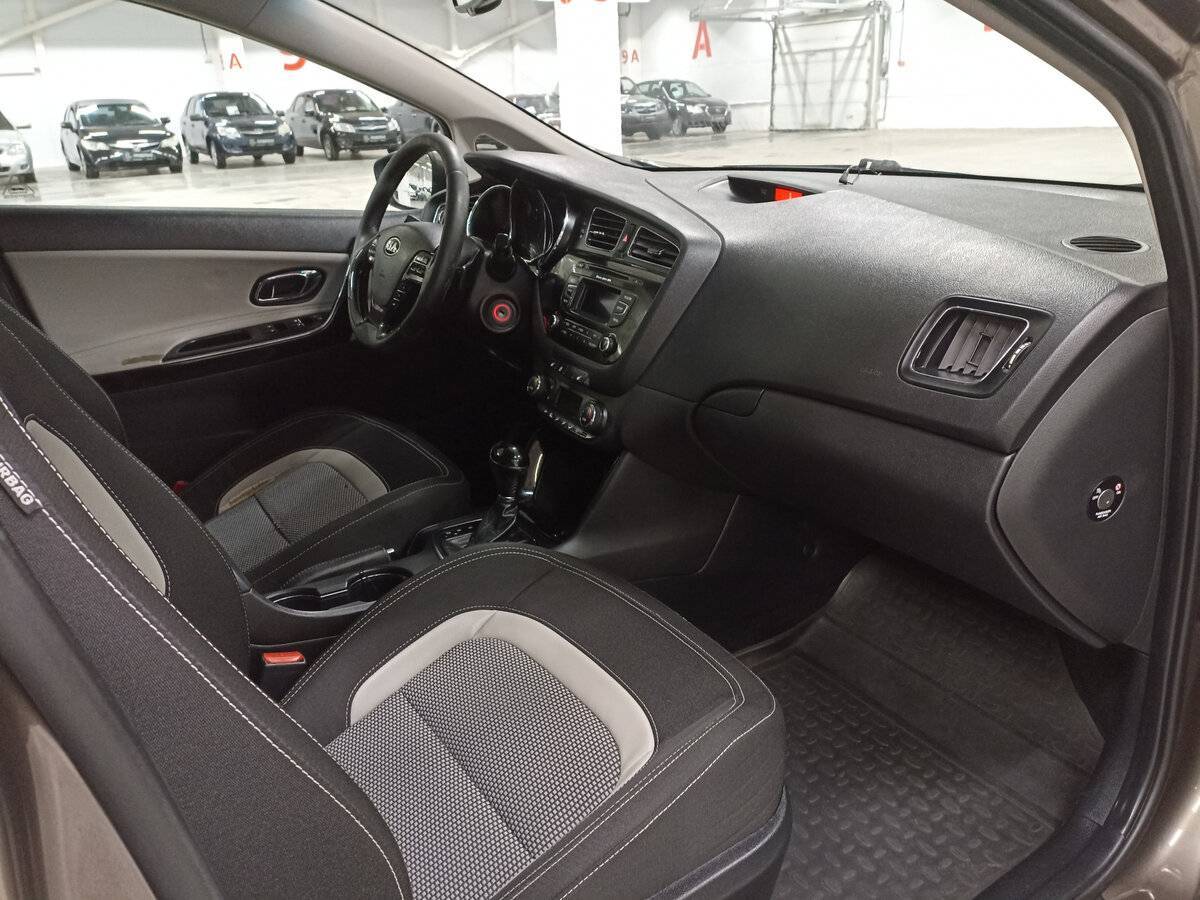 Kia Ceed б/у, 2013, Автоматическая. Фото: #10